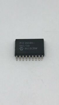 PIC16C84-04-I/SO SMD