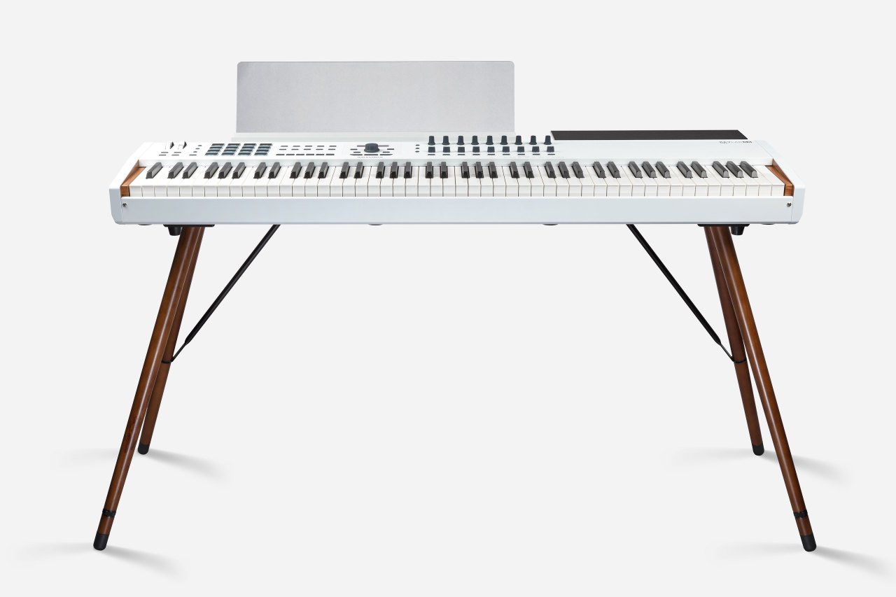 Arturia WoodenLegs / Keylab 88 MK II için Sehpa TB8313 Arturia WoodenLegs / Keylab 88 MK II için Sehpa TB8313