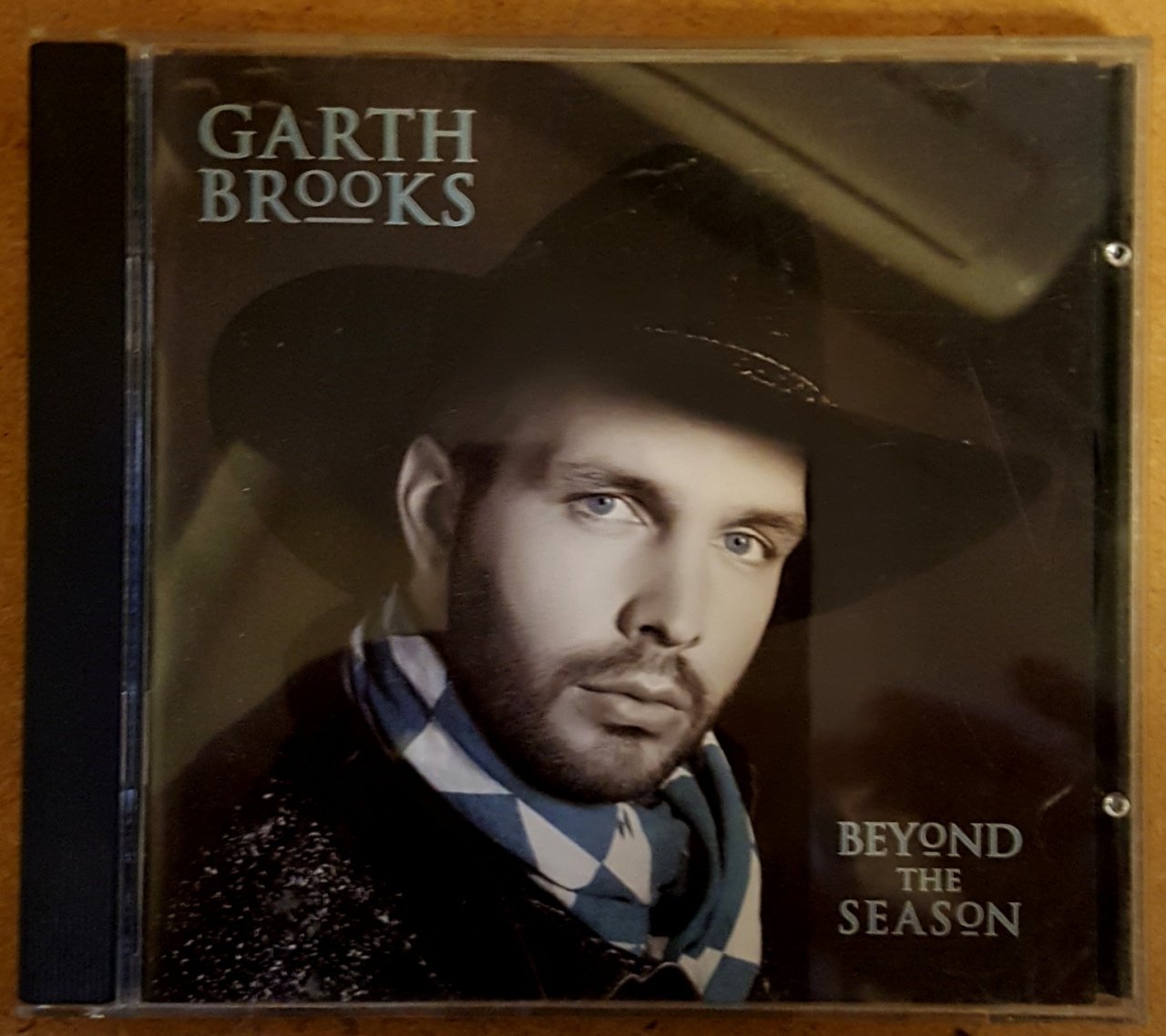 GARTH BROOKS BEYOND THE SEASON (1992) CD COUNTRY