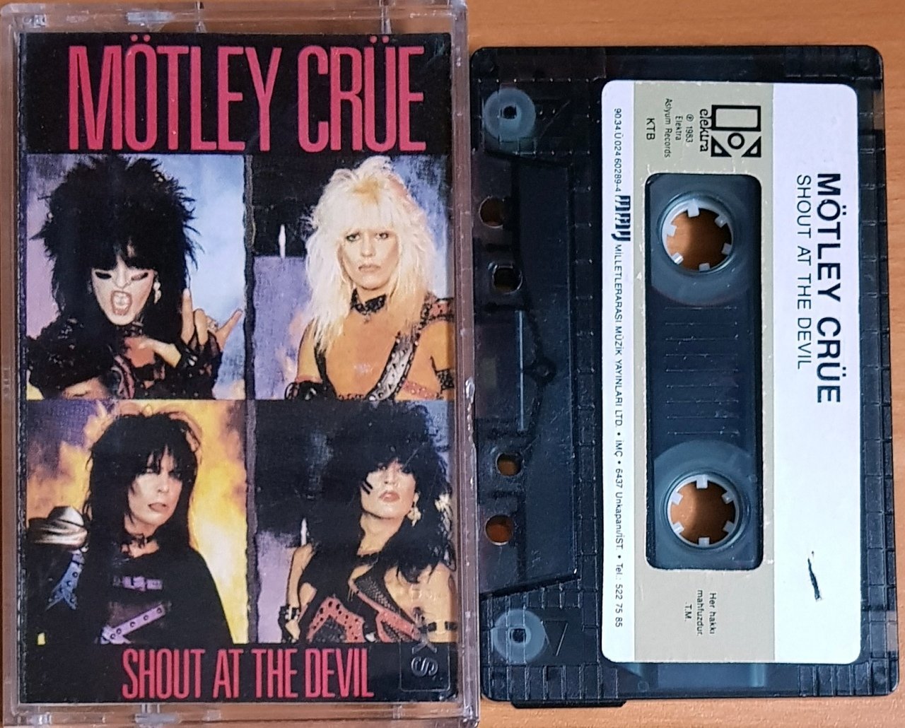 Motley Crue Shout At The Devil 3129