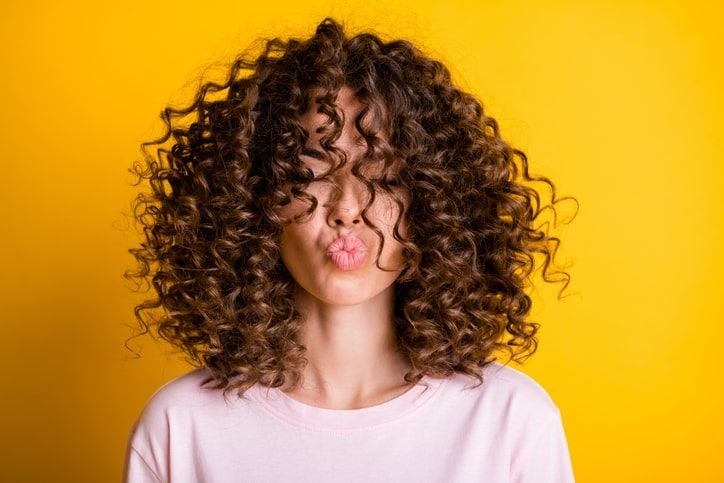 Kıvırcık Saç Bakımı Nasıl Yapılmalı? | Silk Inn
