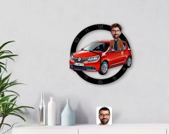 Kişiye Özel Plakalı Erkek Renault Sandero Karikatürlü Ahşap Duvar Saati-1