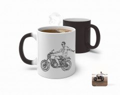 Kişiye Özel Tam Boy Karakalem Motosikletli Adam Karikatürlü Sihirli Kupa Bardak-1